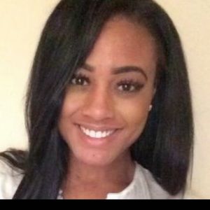 Meet your Posher, Kym